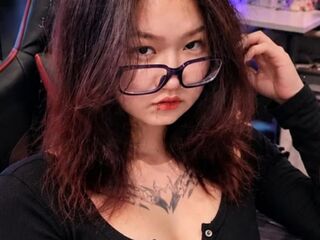 adult liveshow TishaOyervides