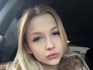 naked girl with cam fingering VeronicaBarks