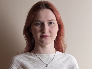 girl fingering pussy VickeyCorns