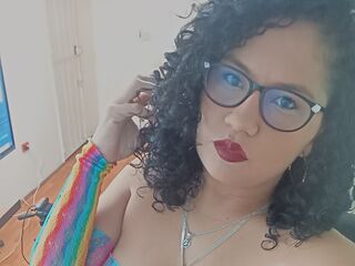 naked camgirl masturbating ZehraGunes